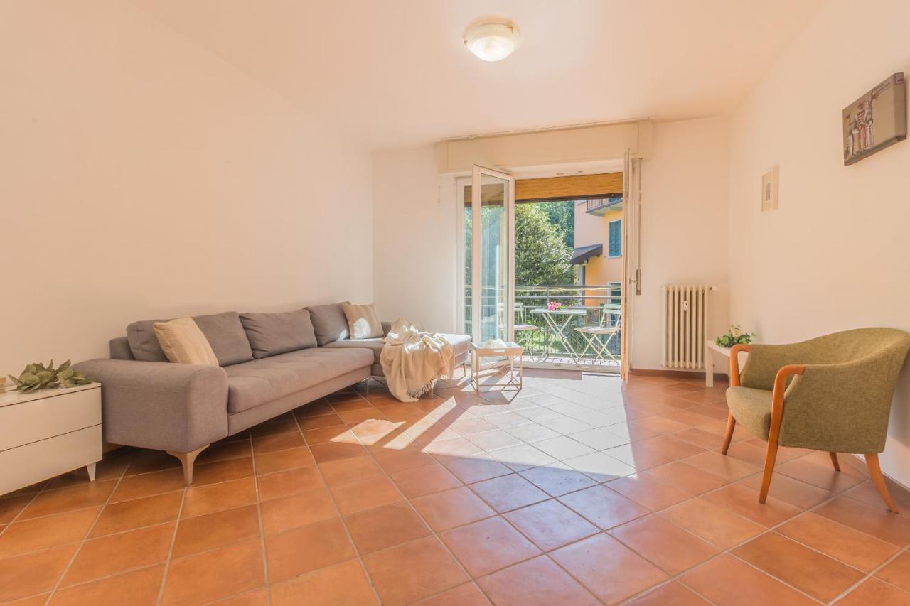 Casa Bobbie Διαμέρισμα Βαρένα Εξωτερικό φωτογραφία