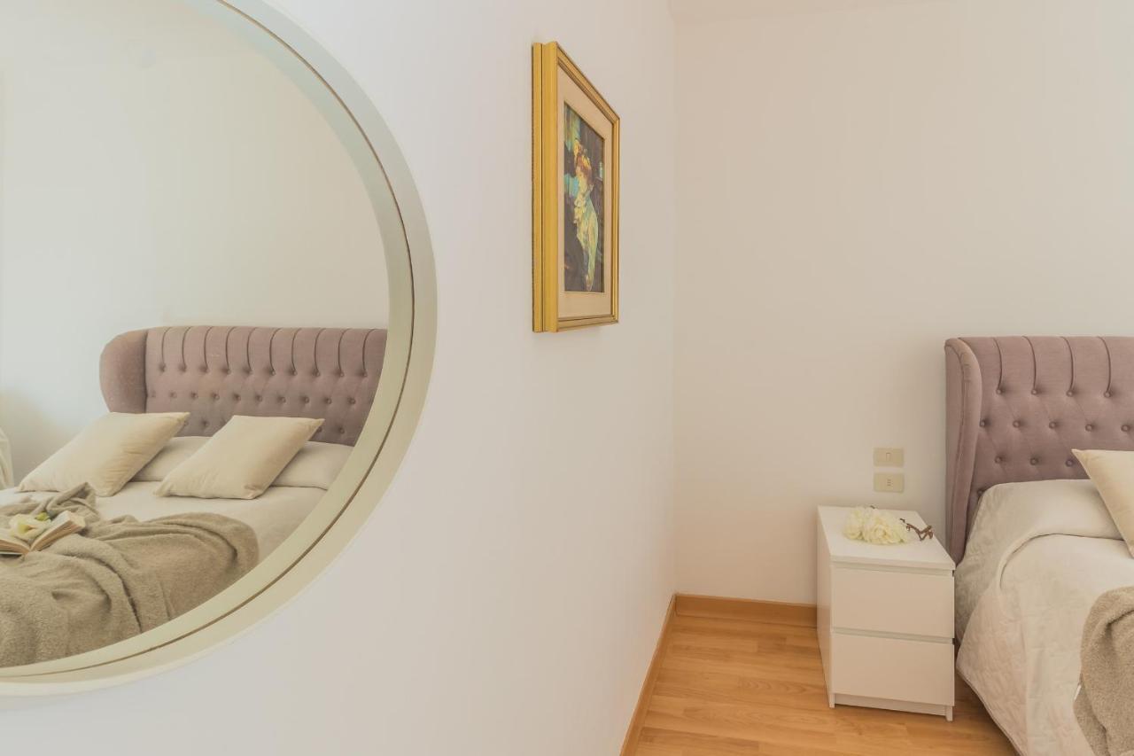 Casa Bobbie Διαμέρισμα Βαρένα Εξωτερικό φωτογραφία