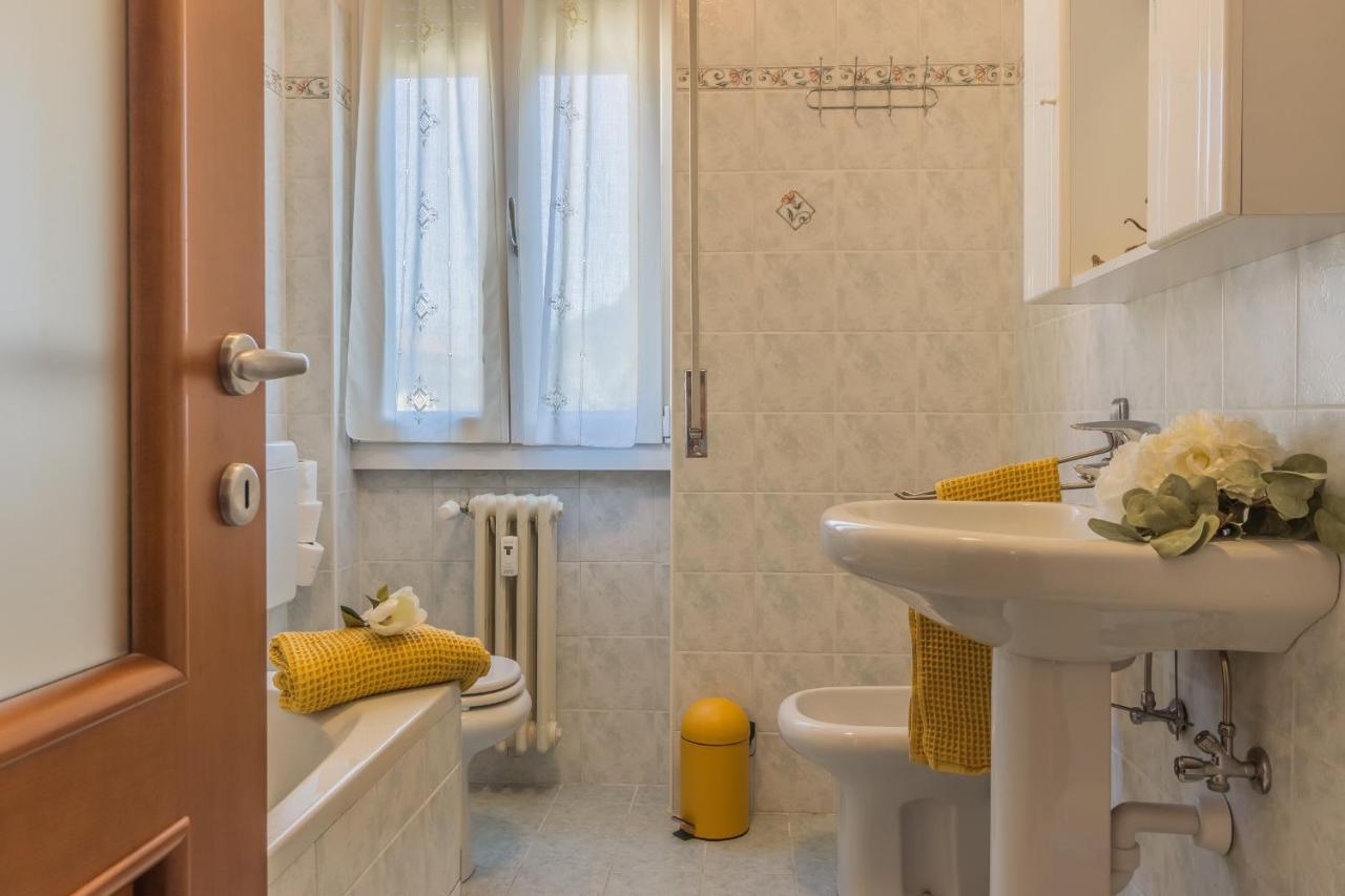 Casa Bobbie Διαμέρισμα Βαρένα Εξωτερικό φωτογραφία